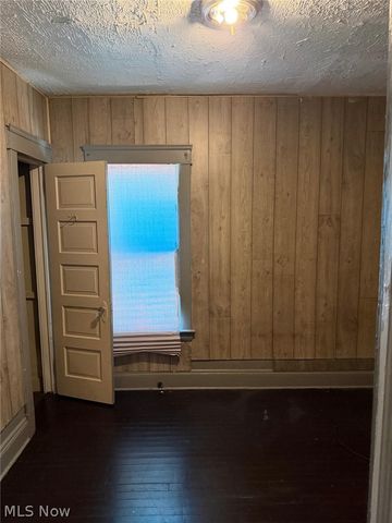 13709 Earlwood Road, Cleveland, OH 44110