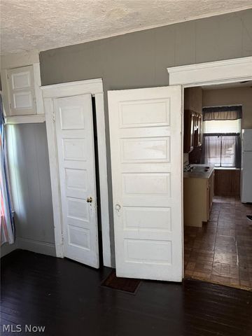 13709 Earlwood Road, Cleveland, OH 44110