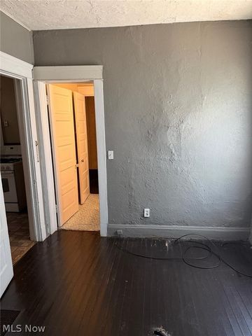 13709 Earlwood Road, Cleveland, OH 44110