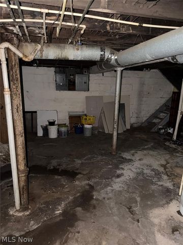 13709 Earlwood Road, Cleveland, OH 44110