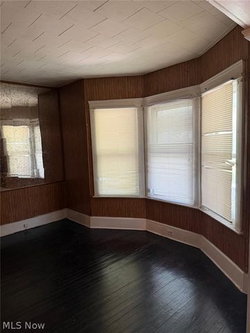 13709 Earlwood Road, Cleveland, OH 44110