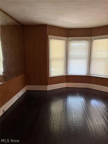 13709 Earlwood Road, Cleveland, OH 44110