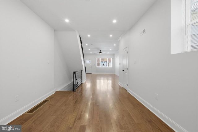 2221 S 13TH ST, Philadelphia, PA 19148