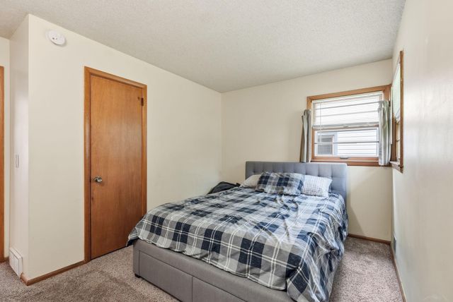 5132 4th Street NE, Columbia Heights, MN 55421