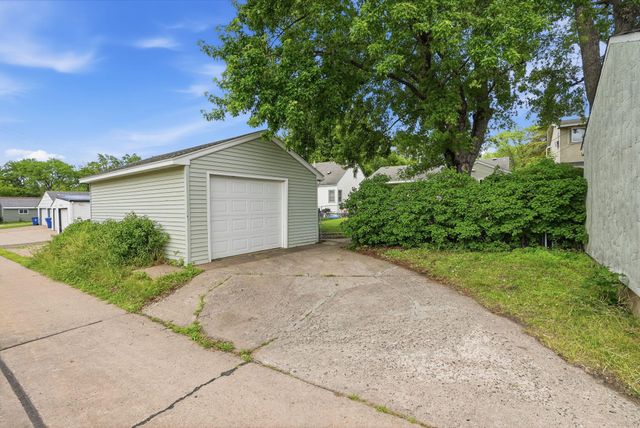 5132 4th Street NE, Columbia Heights, MN 55421
