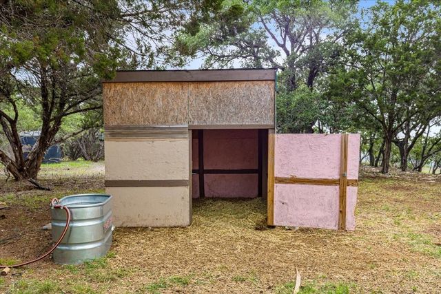 4519 Crawford RD, Spicewood, TX 78669