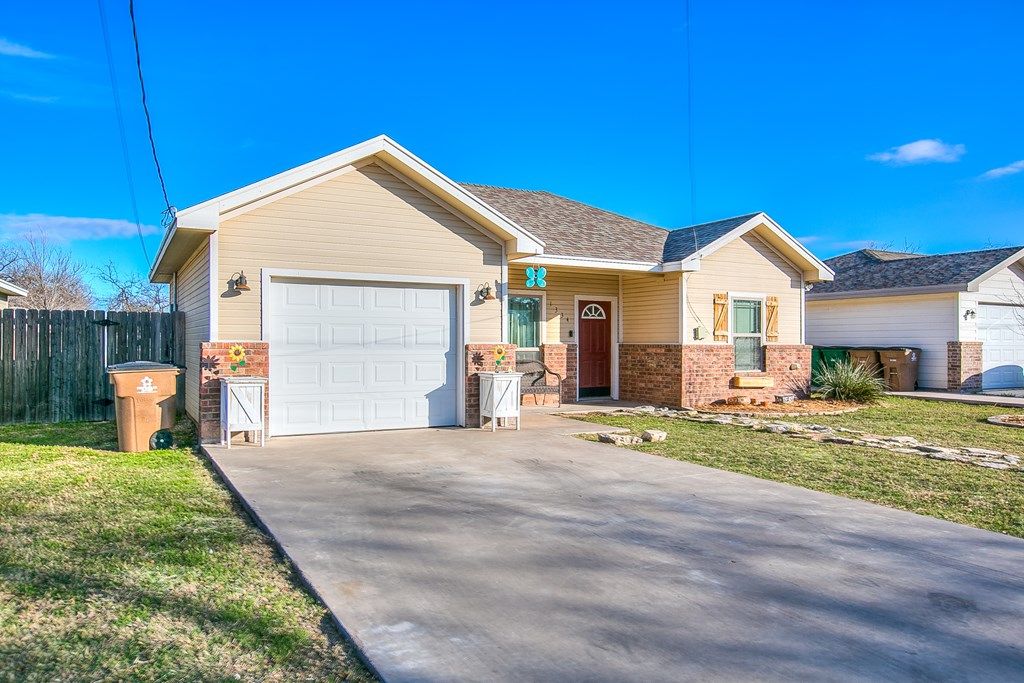 Image 25 of property listing at 1334 Richard, San Angelo, TX 76905