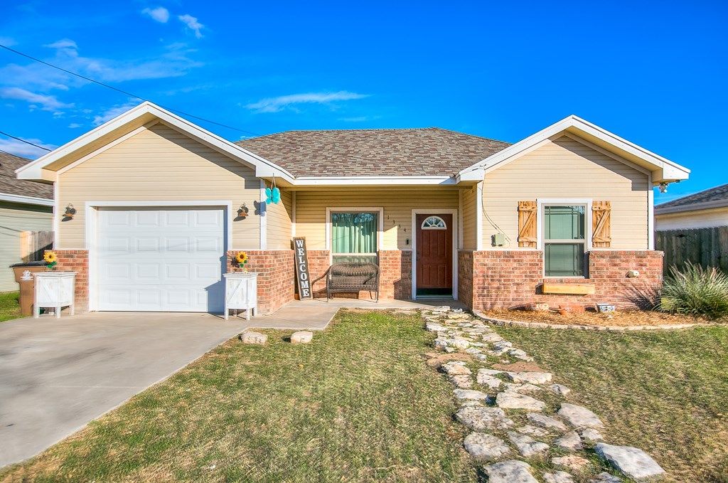 Image 6 of property listing at 1334 Richard, San Angelo, TX 76905