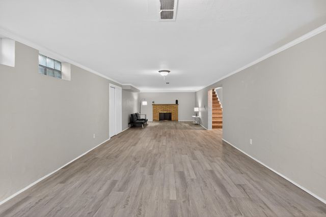 2136 Bruce Avenue, Lansing, MI 48915