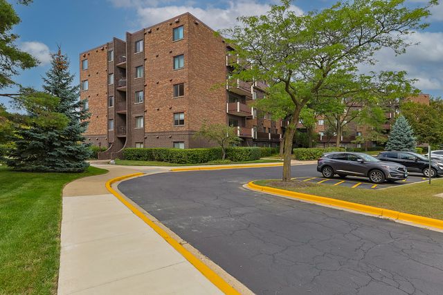 840 Wellington Avenue 501, Elk Grove Village, IL 60007