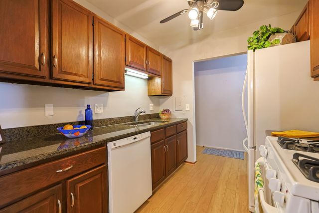 840 Wellington Avenue 501, Elk Grove Village, IL 60007