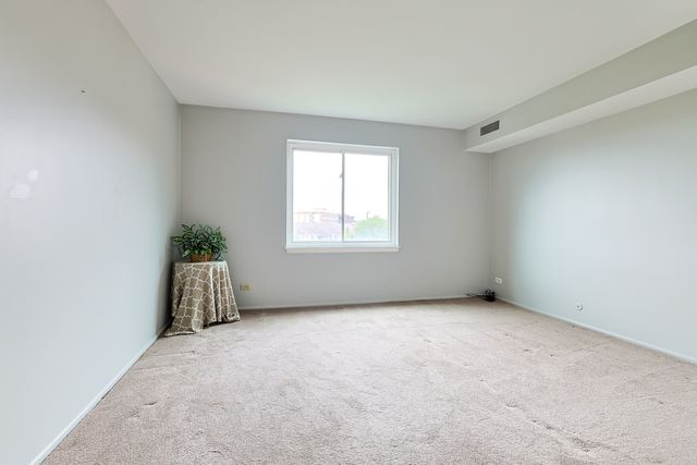 840 Wellington Avenue 501, Elk Grove Village, IL 60007