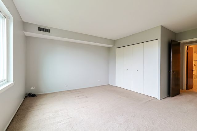 840 Wellington Avenue 501, Elk Grove Village, IL 60007