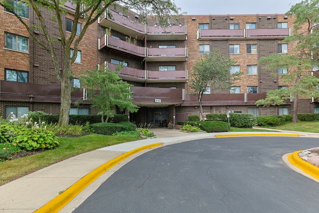 840 Wellington Avenue 501, Elk Grove Village, IL 60007