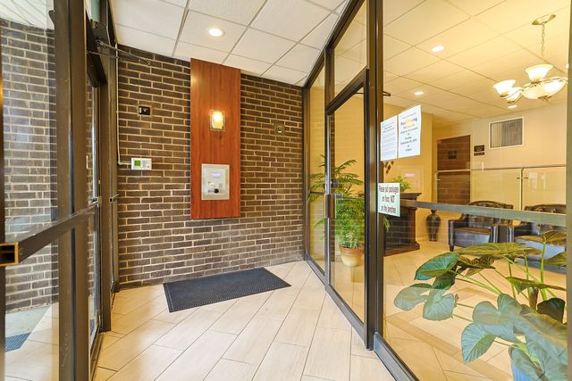 840 Wellington Avenue 501, Elk Grove Village, IL 60007