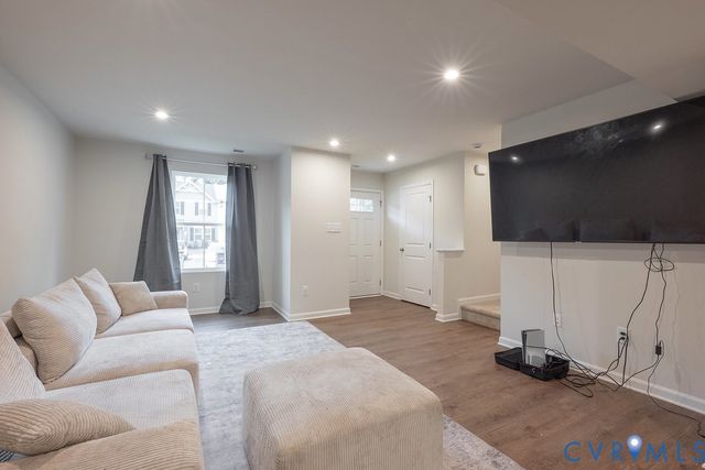 1129 Canterbury Ridge Rd, Richmond, VA 23224