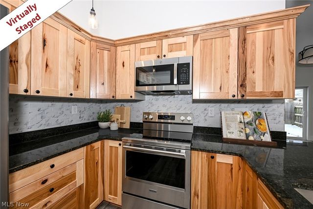 10209 Bryant Avenue, Columbia Station, OH 44028