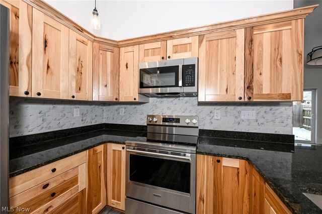 10209 Bryant Avenue, Columbia Station, OH 44028