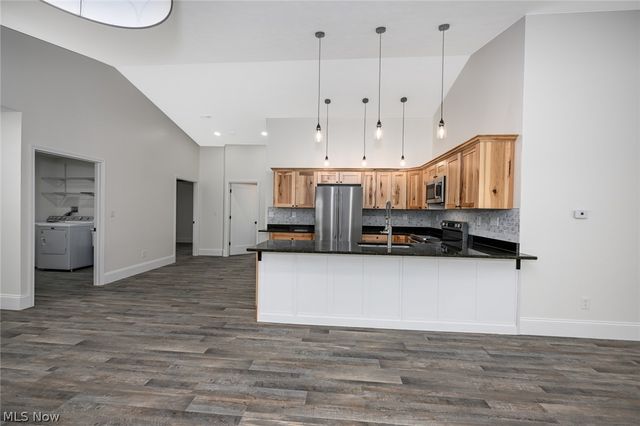 10209 Bryant Avenue, Columbia Station, OH 44028