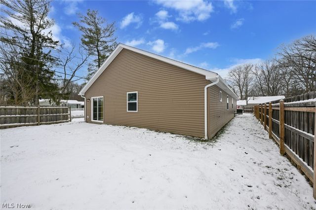 10209 Bryant Avenue, Columbia Station, OH 44028