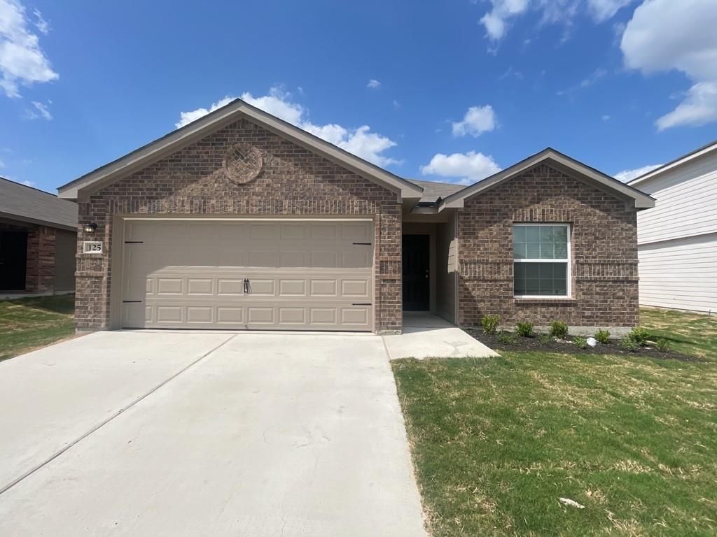 125 Fairfax LN, Jarrell, TX 76537
