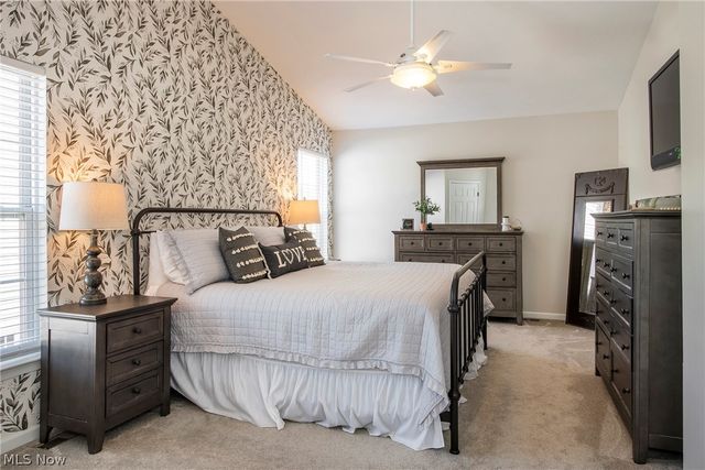 8537 Bentley Drive, Olmsted Falls, OH 44138