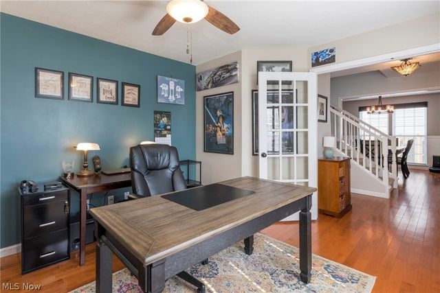 8537 Bentley Drive, Olmsted Falls, OH 44138