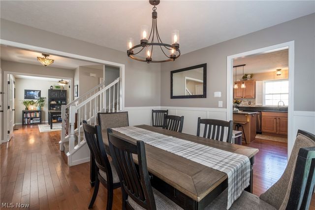 8537 Bentley Drive, Olmsted Falls, OH 44138