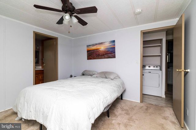 359 WOODSTREAM WAY, North Wales, PA 19454