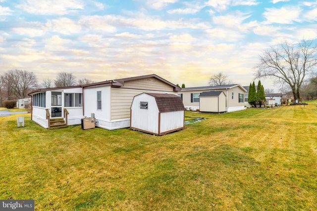 359 WOODSTREAM WAY, North Wales, PA 19454