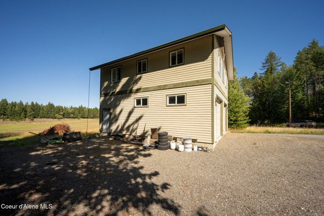 25739 N Good Hope RD, Athol, ID 83801