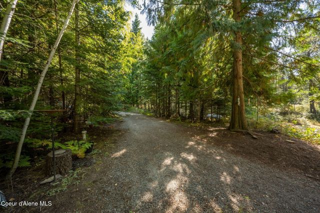 25739 N Good Hope RD, Athol, ID 83801