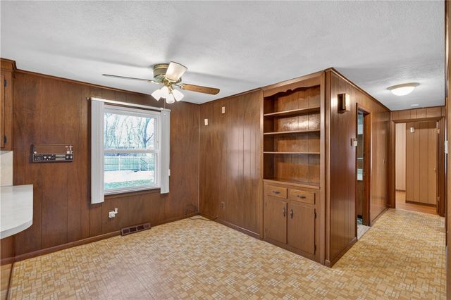 17 Crawford Street, Cranston, RI 02910