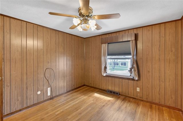 17 Crawford Street, Cranston, RI 02910