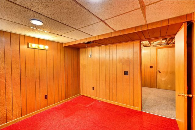 17 Crawford Street, Cranston, RI 02910