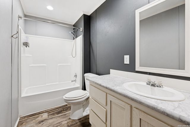 337 DEWEY LN, Seguin, TX 78155