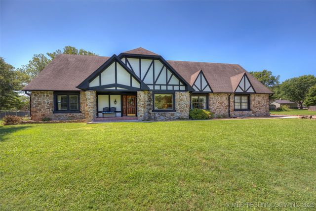 17834 E 93rd Street North, Owasso, OK 74055