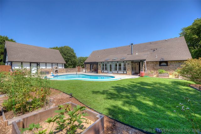 17834 E 93rd Street North, Owasso, OK 74055