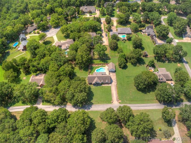 17834 E 93rd Street North, Owasso, OK 74055