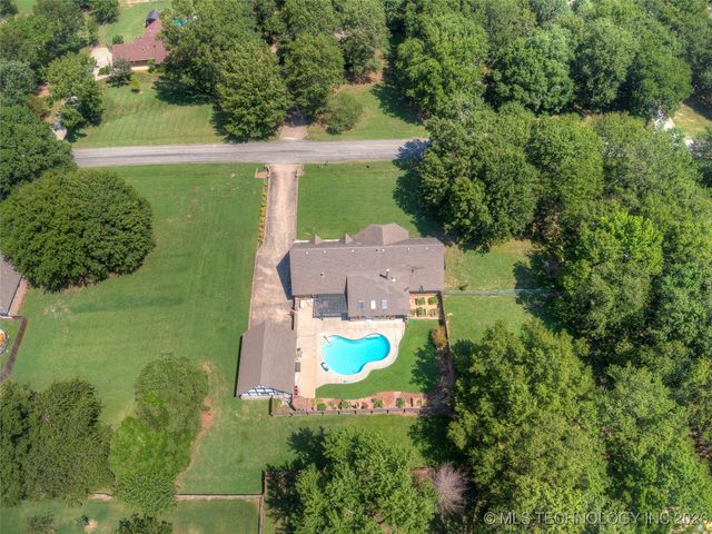 17834 E 93rd Street North, Owasso, OK 74055