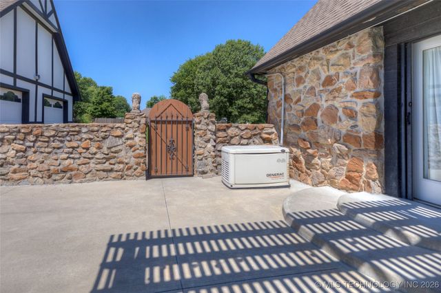 17834 E 93rd Street North, Owasso, OK 74055