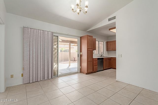 1531 E BUENA VISTA Drive, Chandler, AZ 85249