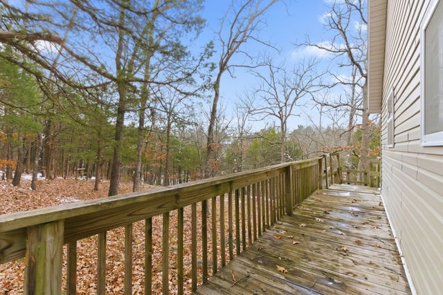 25986 Willow Road, Hermitage, MO 65668