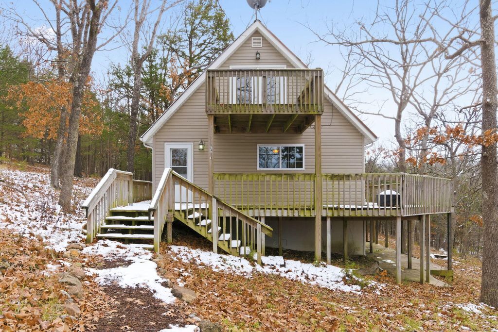 25986 Willow Road, Hermitage, MO 65668