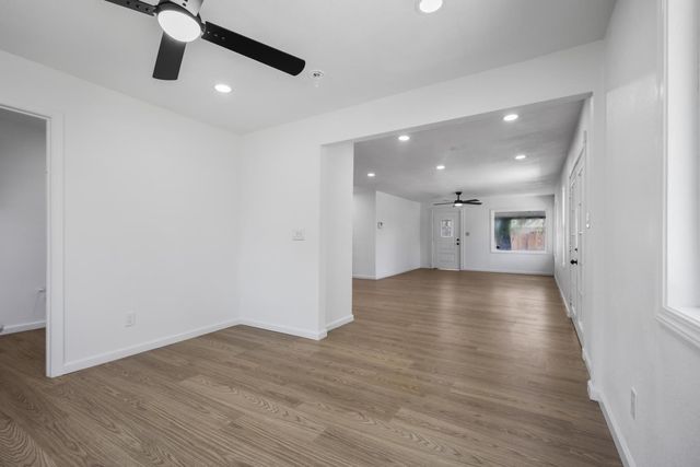 2924 Pock Ln, Stockton, CA 95205