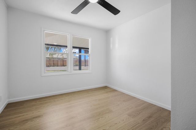2924 Pock Ln, Stockton, CA 95205