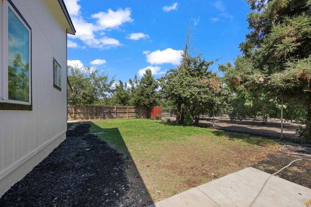 2924 Pock Ln, Stockton, CA 95205
