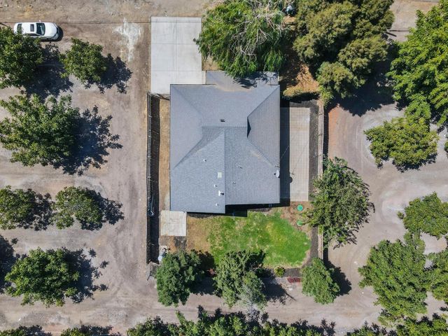 2924 Pock Ln, Stockton, CA 95205