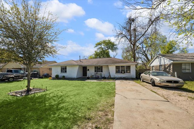 218 Victoria Drive, Houston, TX 77022