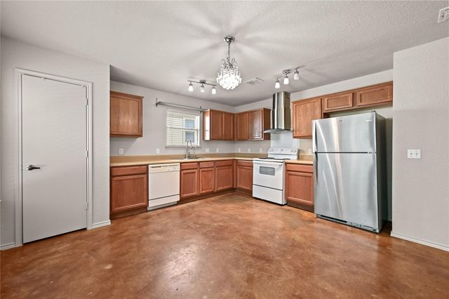 7101 Thannas WAY, Austin, TX 78744
